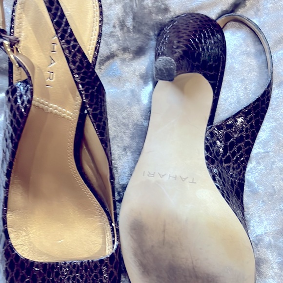 Tahari shoes Sz 10 - Picture 4 of 12